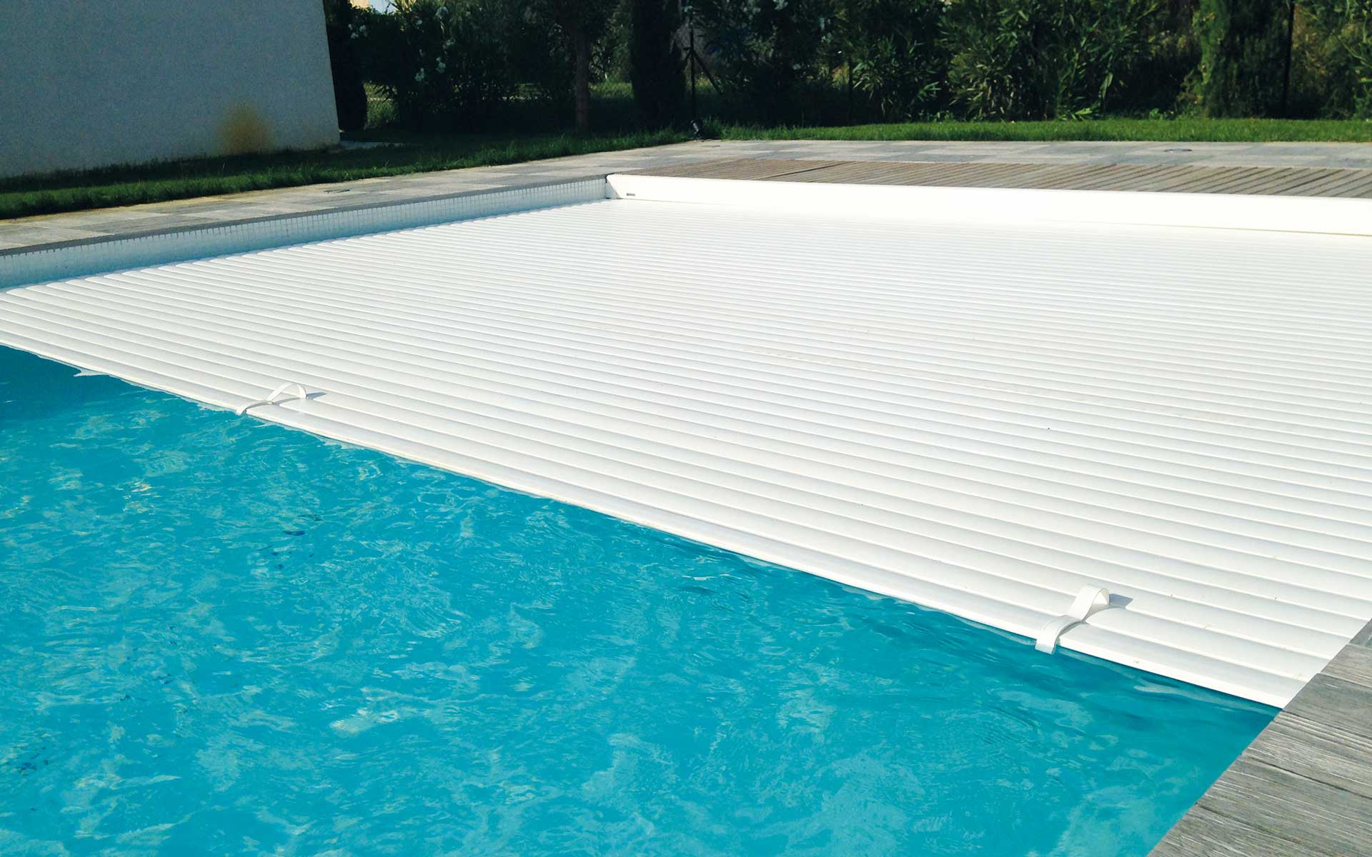 Volet et Couverture Piscine Coque piscine coque polyester aboral 77 - Nemours