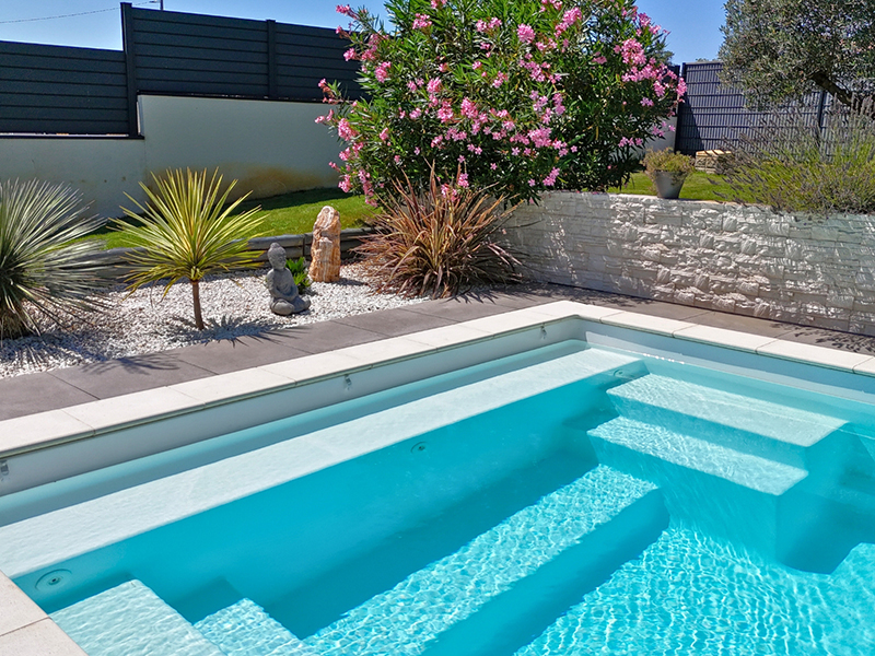Plan de grande piscine coque polyester aboral 77 - Seine et Marne